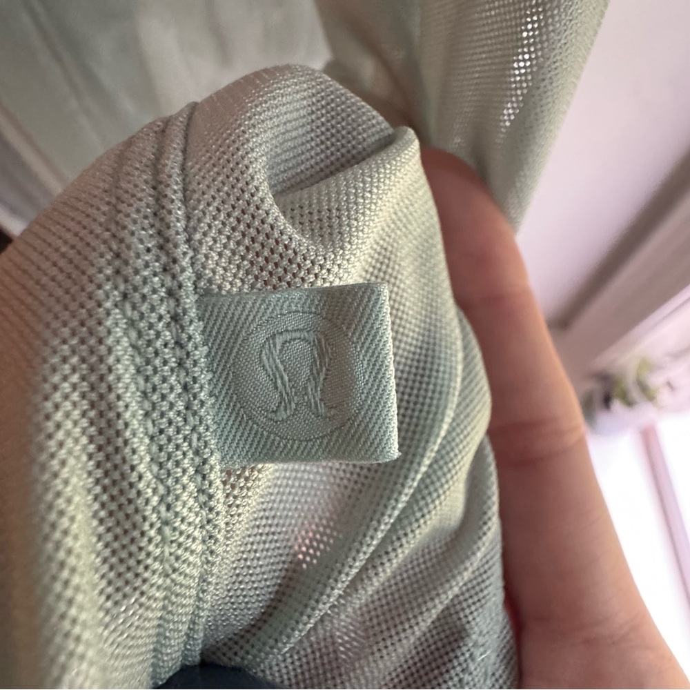 Lululemon Mesh Tank - Picture 3 of 3
